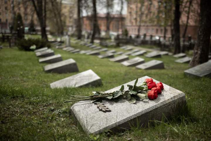 plaque funeraire